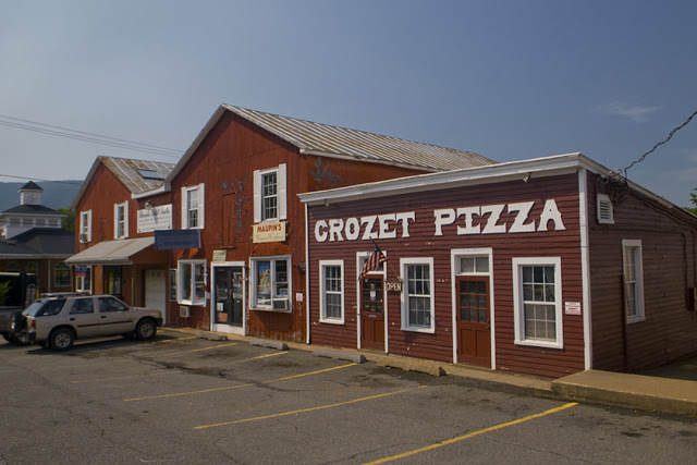 The orgininal Crozet Pizza location opened in 1977 by Bob and Karen Crum.